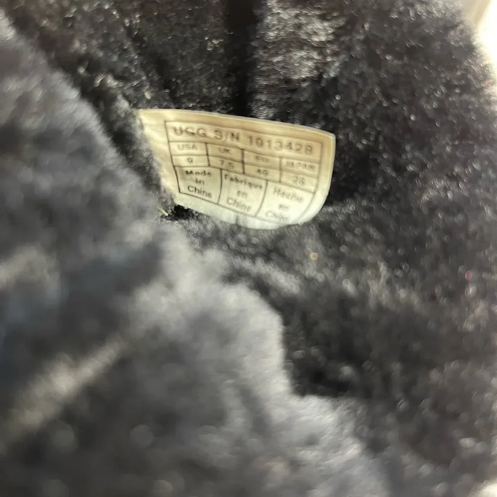 UGG Amie leather black suede sheepskin Wedge Wool Shearling lining SZ9